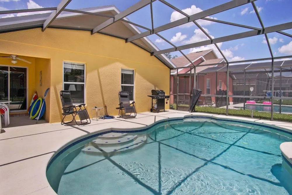 Royal Ridge Retreat