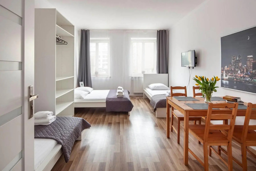 Sleepy3city Apartments 10 Lutego 23