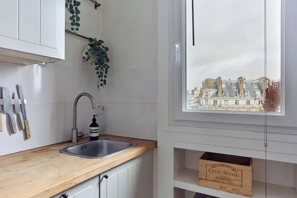 Charming Apartment 1 Bedroom Heart 16th in Paris