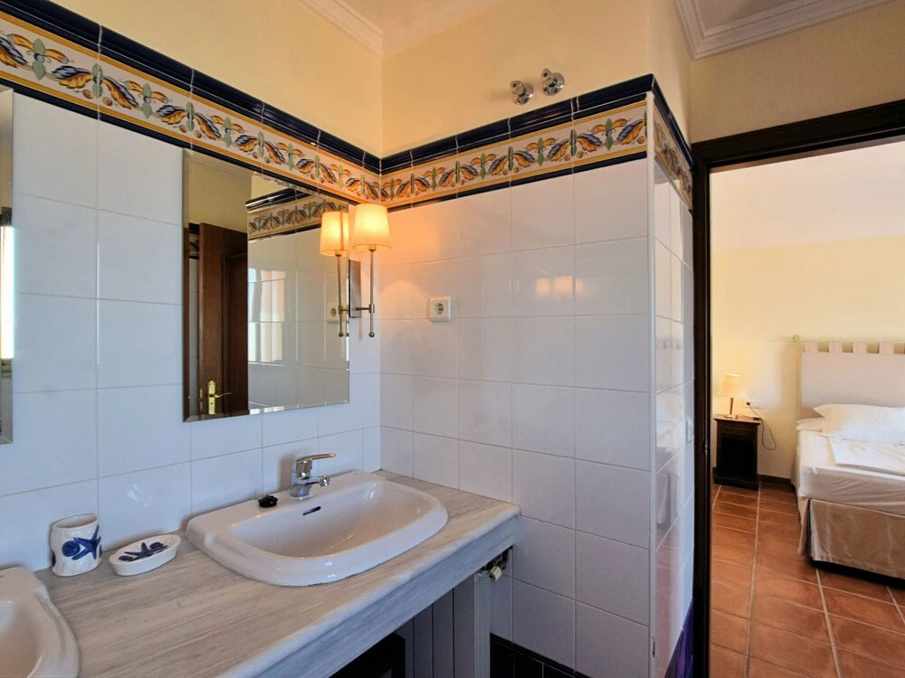 Cozy Holiday Home in Alhaurín de la Torre With Private Pool