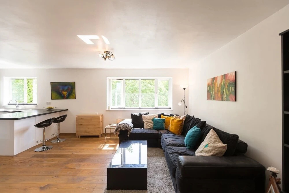 2 Bedroom Spacious Home by Finsbury Park! 4 Guests