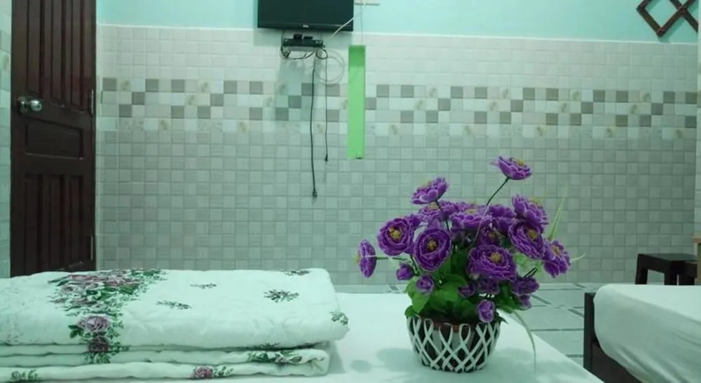 Vinh Lan Guesthouse