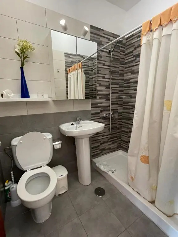 Apartamentos Piedra de la Garza 1A