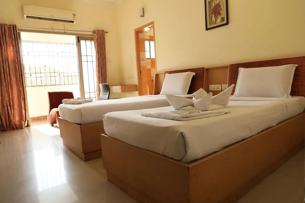 3 Seasons Service Apartment & Hotels Pvt. Ltd.