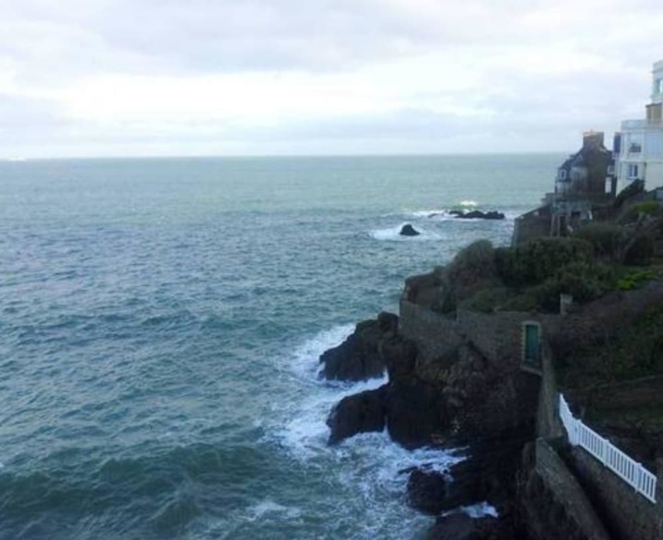 Apartment With 2 Bedrooms in Saint-malo, With Wonderful sea View, Furnished Balcony and Wifi