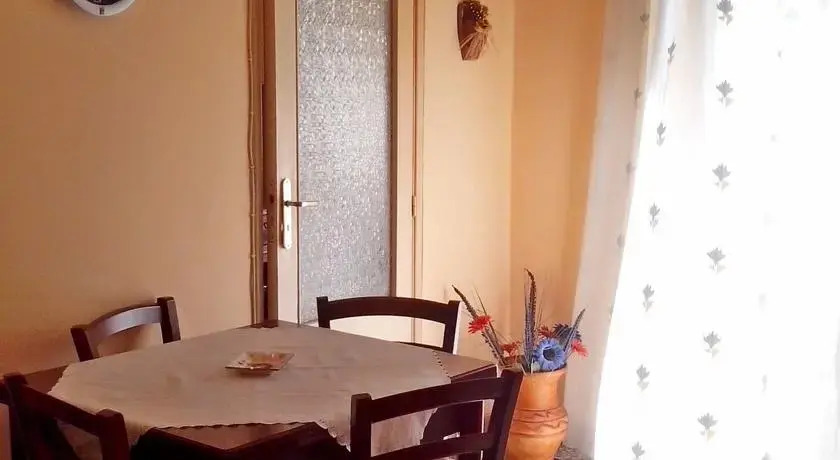 Apartment Lucia Amantia