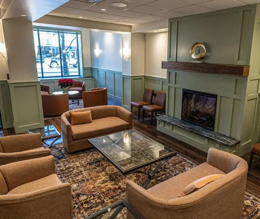 The Northeastland Hotel
