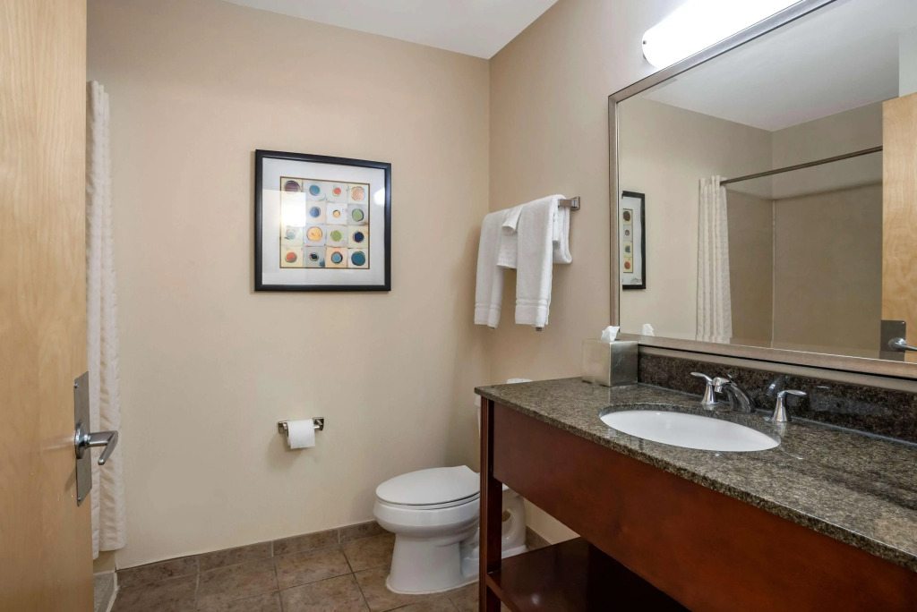 Best Western Plus Philadelphia Airport South - at Widener University