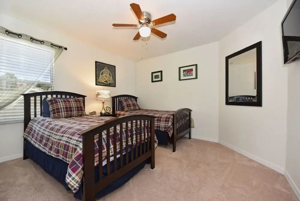 Well Appointed 6bd Home At Watersong Resort -601oc 6 Bedroom Villa by Redawning