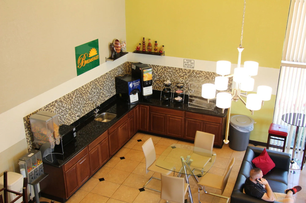Budget Inn Anaheim Santa Ana