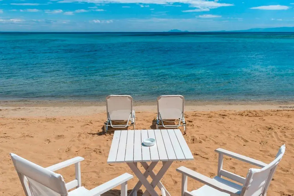 Albouro seafront apartments