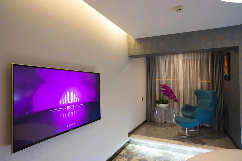 U Hotels