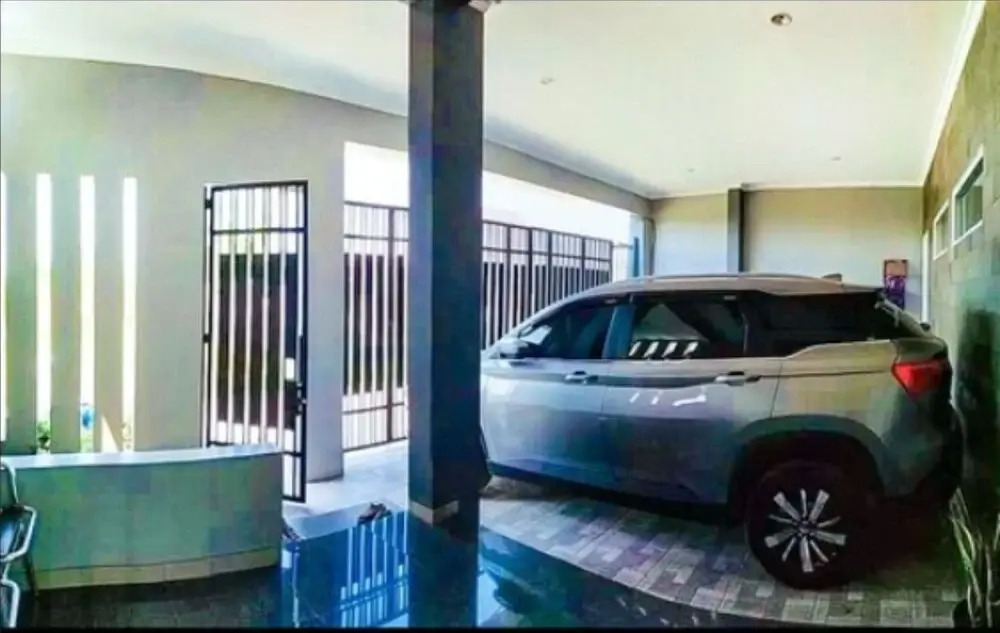 Villa Mangli Monochrome Syariah by eCommerceloka
