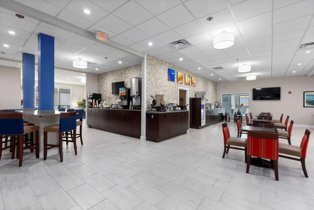 Comfort Inn & Suites Hazelwood - St Louis