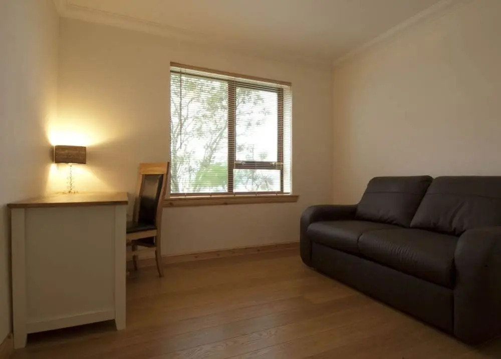 Abhainn Cottage