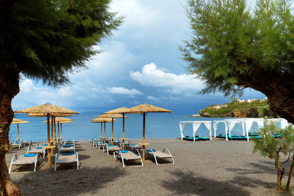 Out Of The Blue Resort & Spa