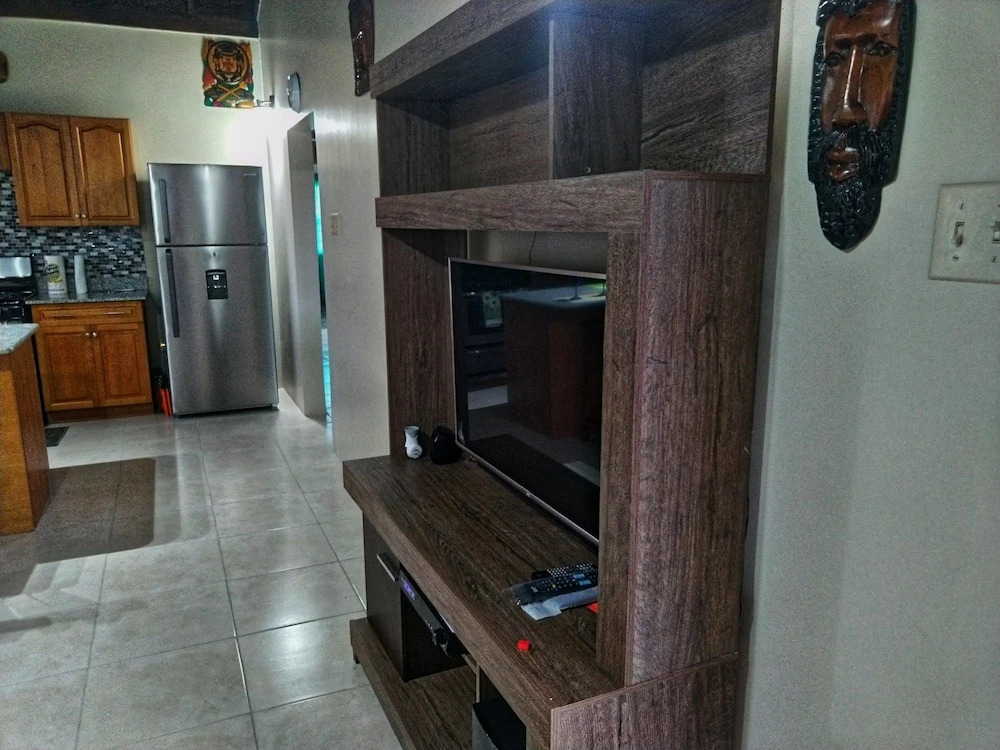 Emerald SunDara Villa Ochi