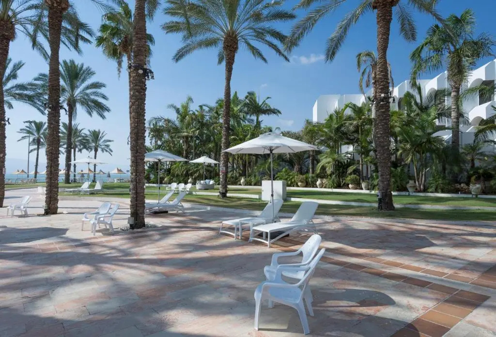 Gai Beach Hotel