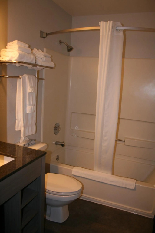 Heritage Inn Express