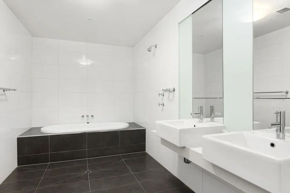 Waterfront Melbourne Apartments