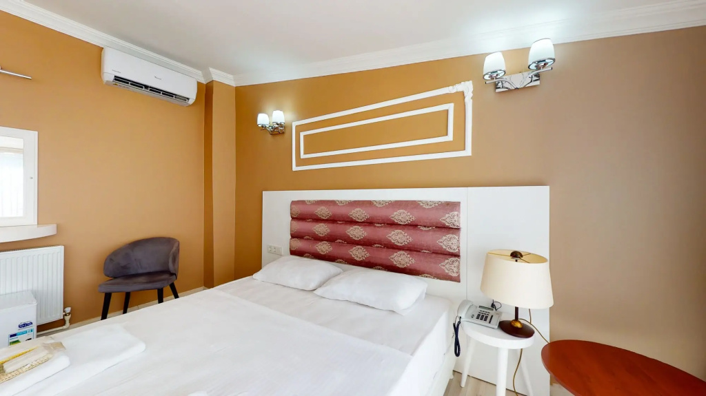 Отель The Wolf Hotel Karakoy