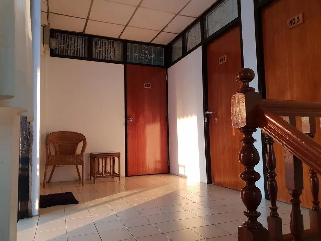 No.25 Cafe & Hostel