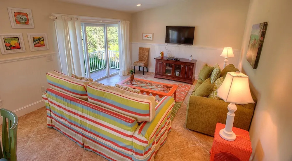 Hawaiian Hideaway Apartment 4