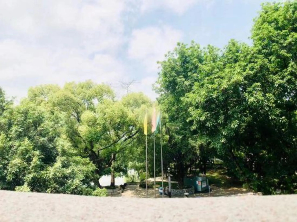 Dongjiang Hotel