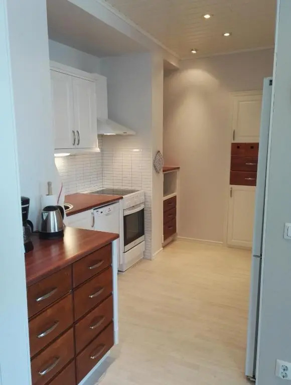 Anna Apartment