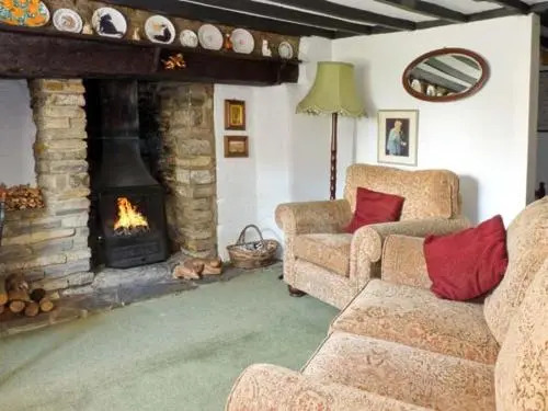 Woodforde Cottage
