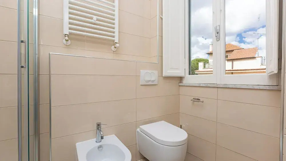 Rental in Rome Karan's Suite Apartment
