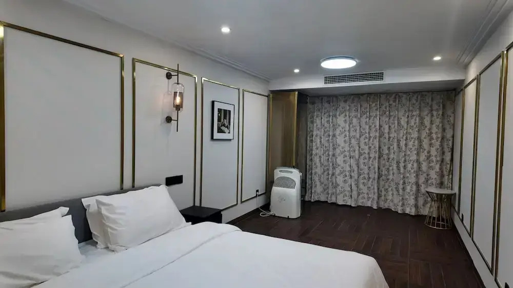 Shanghai Jinli S Hotel -Xinhua Road Jiaotong University Branch