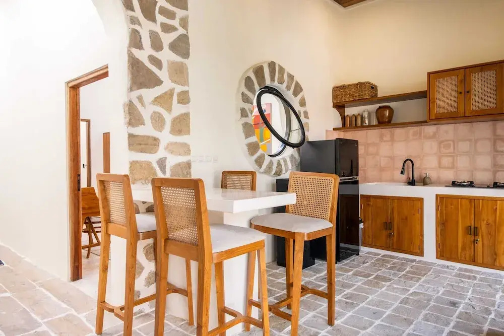 Comfortable 3BR Stylish Private Villa, Canggu