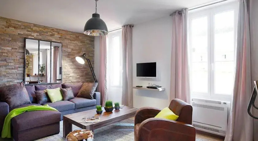 Location Cannes Rue Caire