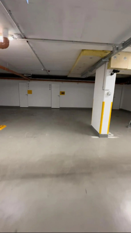 Central Apartment Budapest ~ Roof Terrace/AC/Indoor parking