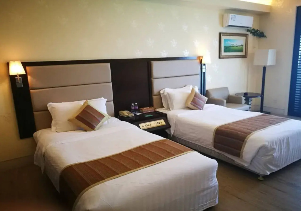 Zhuhai Jinwan Golf Hotel (Jinwan Huafa Shangdu Branch)