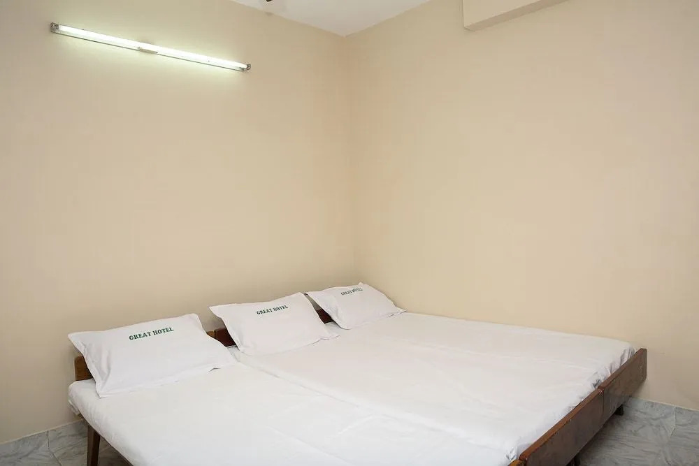 SPOT ON 40666 Great Hotel