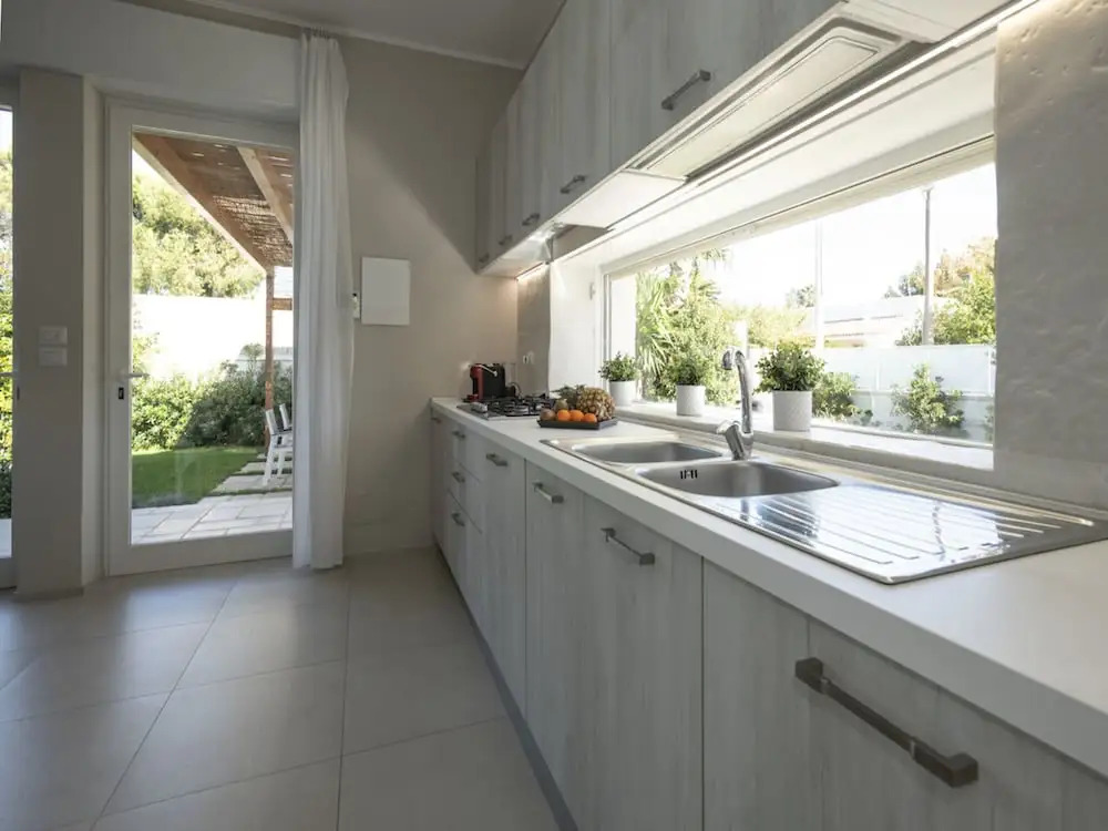 Charming Villa Close to the Beach - Beahost