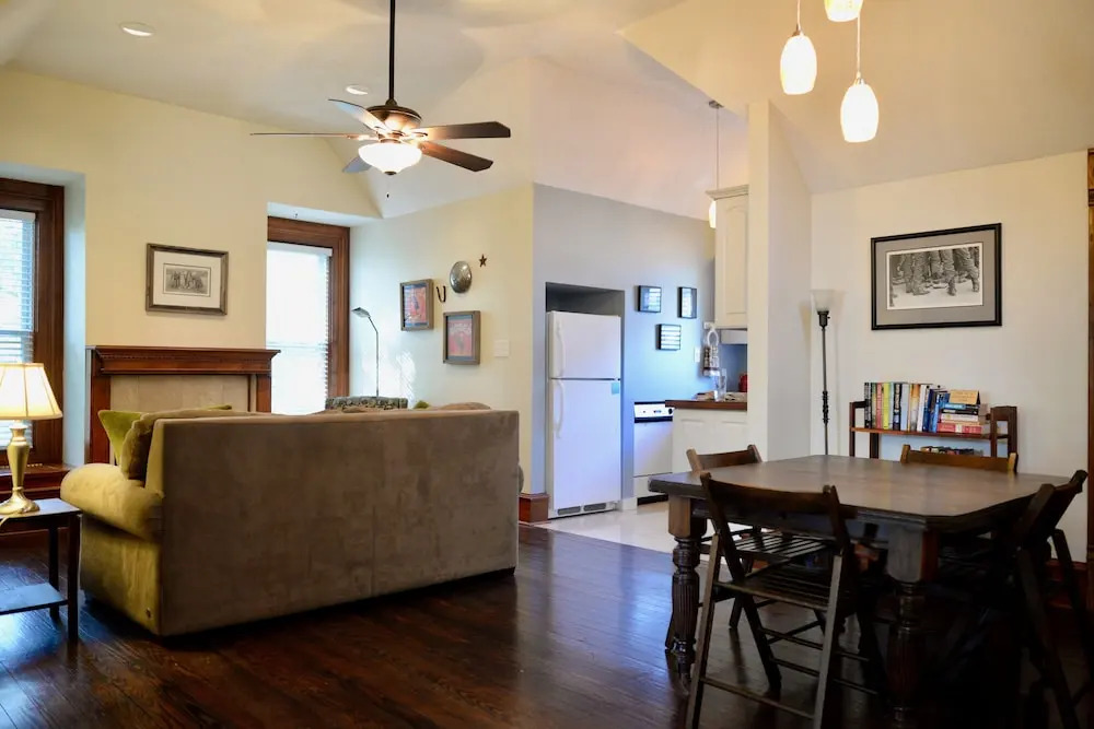Brava House Bed and Breakfast