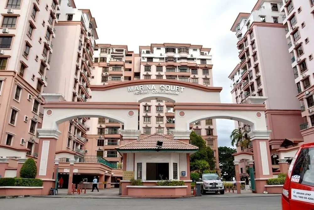 Homestay Marina Court Resort