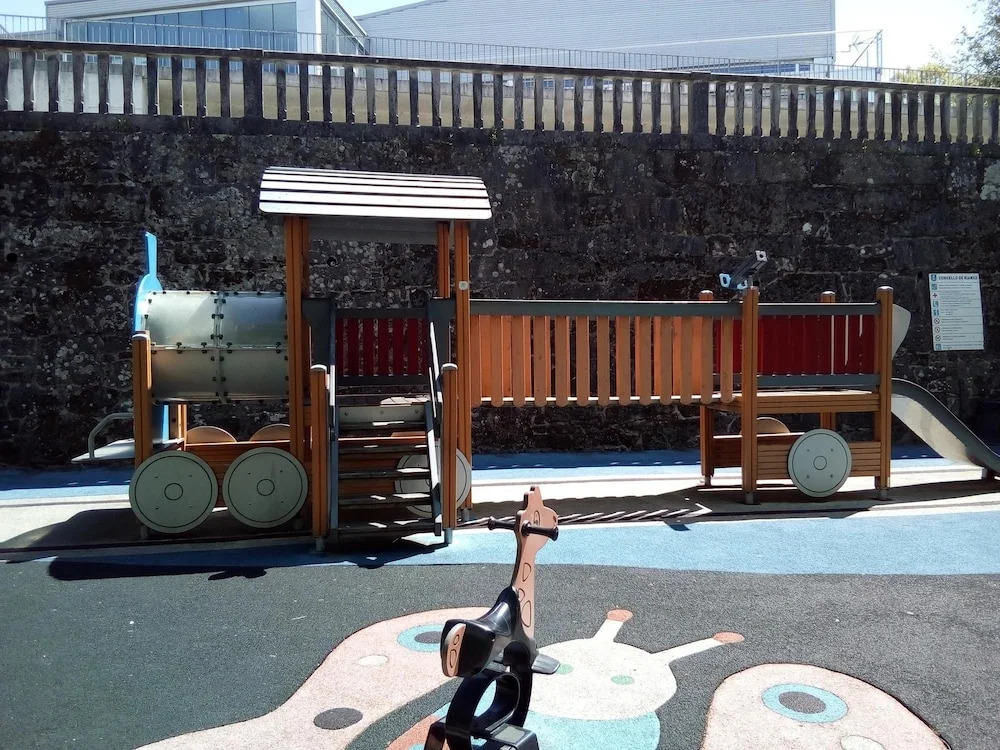 Apartment With one Bedroom in Rianxo, With Wonderful sea View, Furnish
