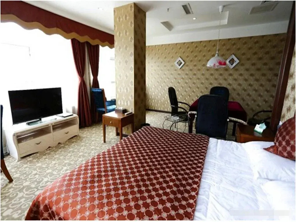 Yanting Zhuoyue Theme Hotel