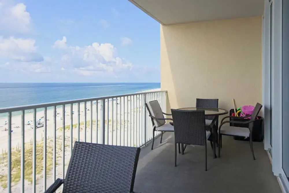 San Carlos #605 by Southern Vacation Rentals