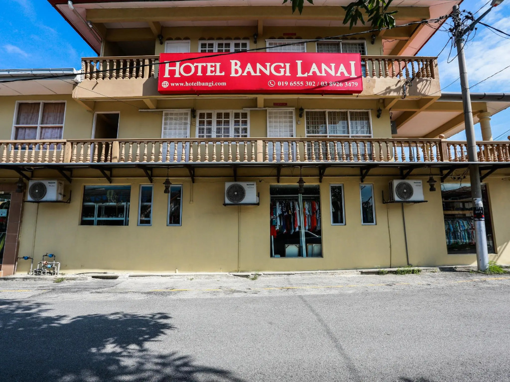 Bangi Lanai Hotel