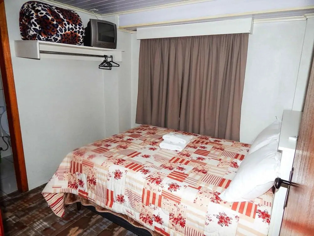 Gramado Suites Residence possui 5 quartos e 5 banheiros