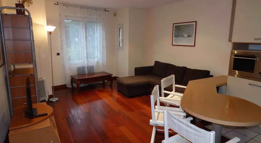Riviera Access- Marechal Juin