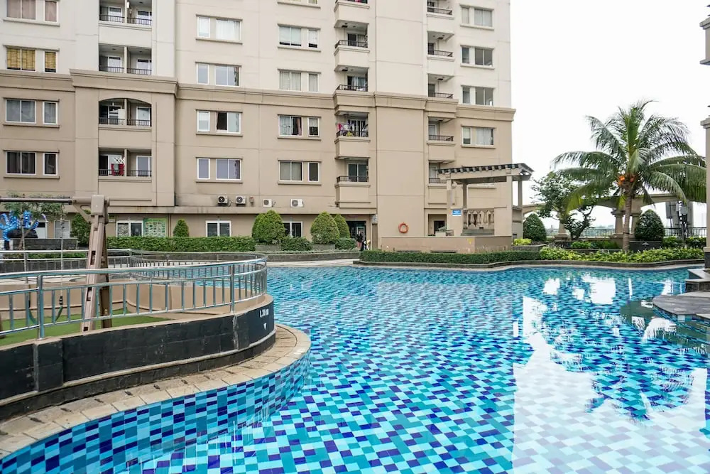 Minimalist 2BR Mediterania Marina Residences By Travelio