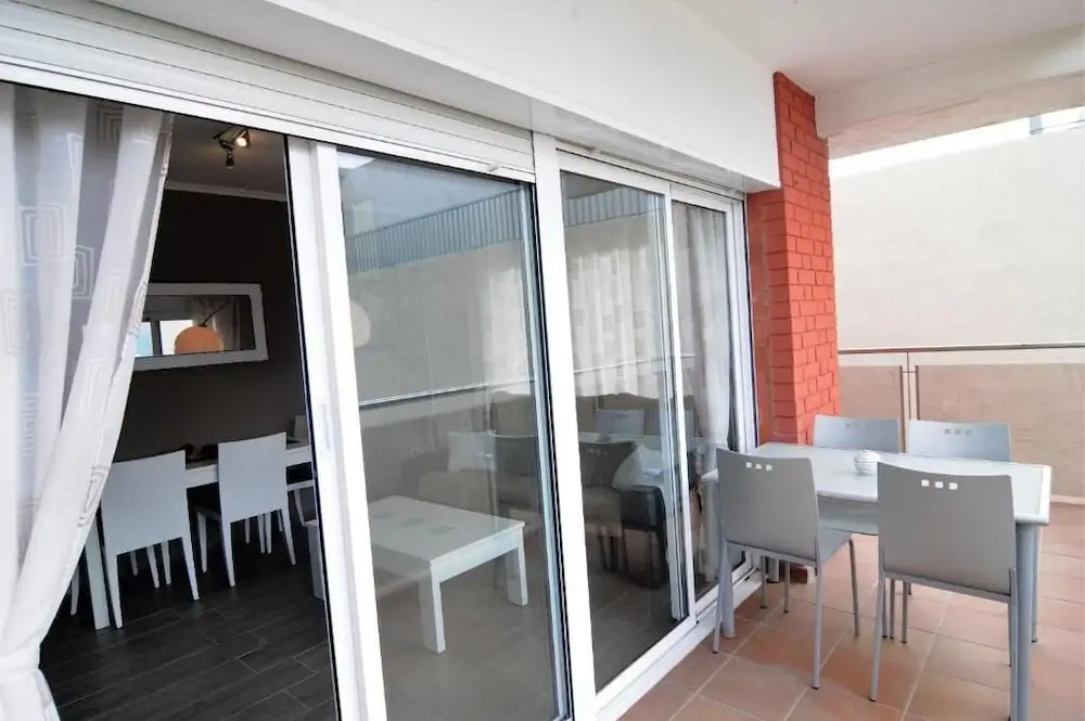 HomeHolidaysRentals Maritim V