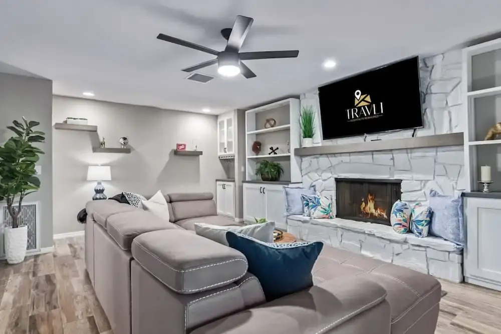 Desert Sands Heated Pool Firepit Old Town Putt Grn