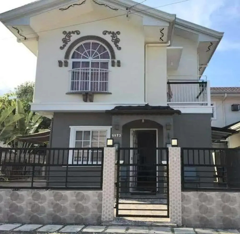 Kate Residence House